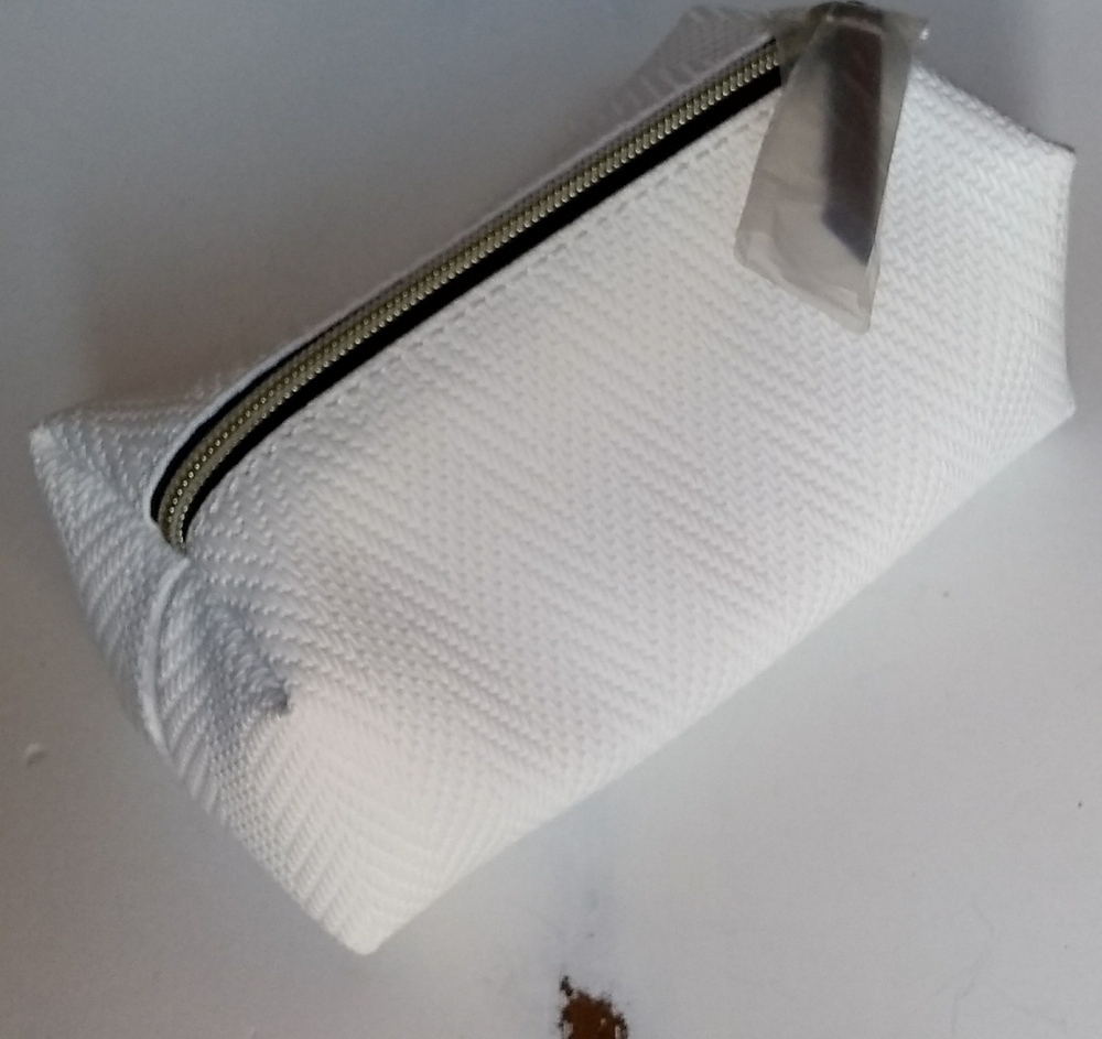 NWOT Mini Versatile Pouch - Picture 3 of 16